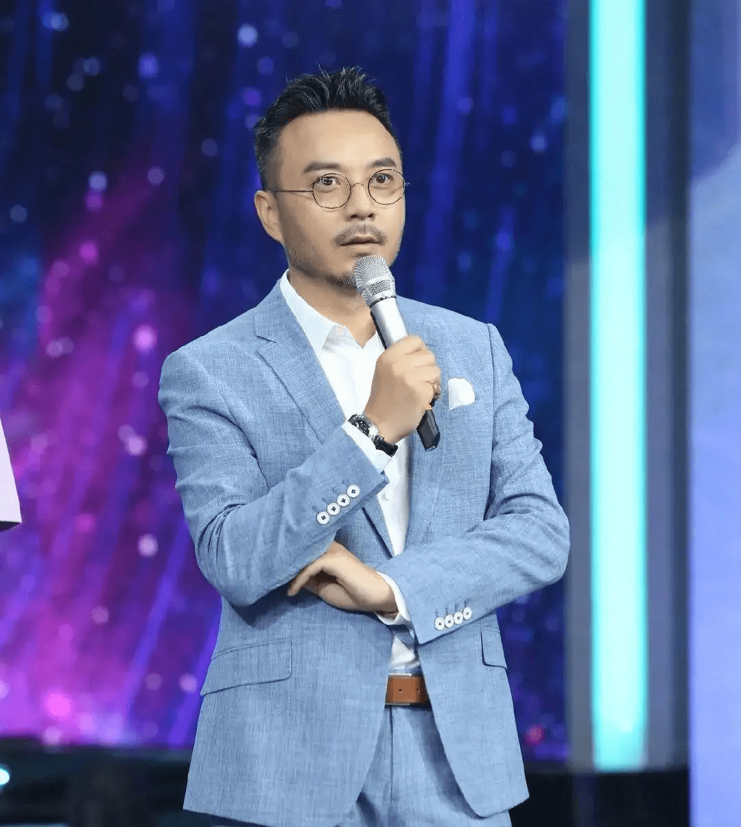 给湖南卫视的十大主持人排个名快乐家族3人垫底汪涵排第2