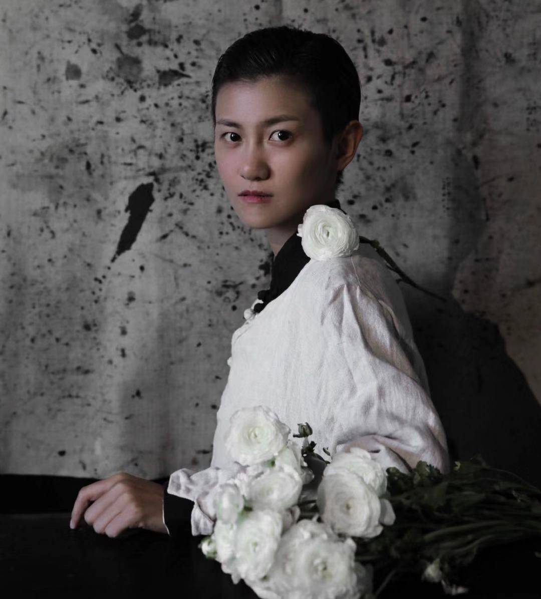 31岁快女冠军段林希,从大明星到月薪八千,网友:比普通人好多了_刘忻