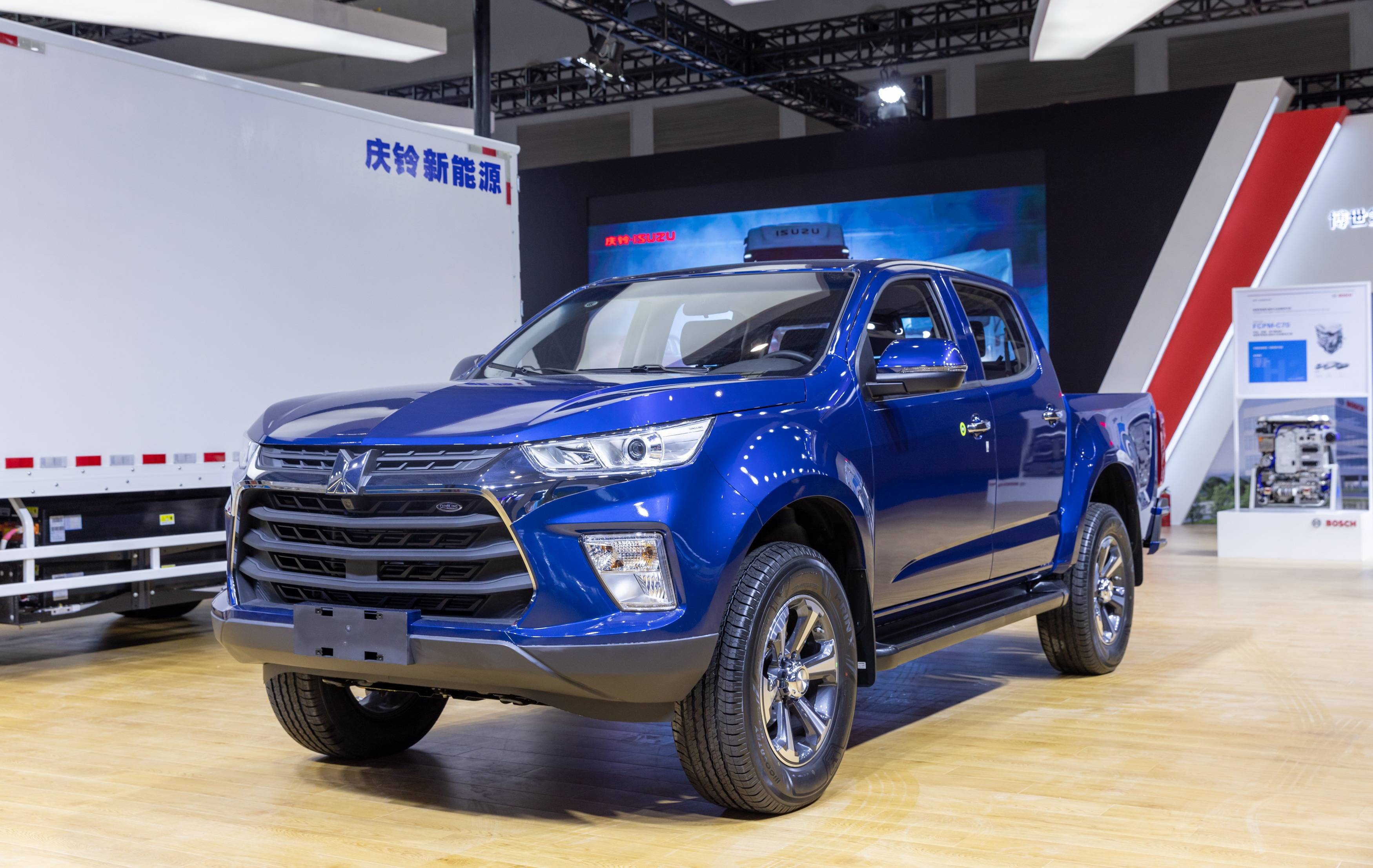 第四届西洽会:庆铃t∧g∧达咖h自动挡皮卡绽放创享魅力_搜狐汽车_搜狐