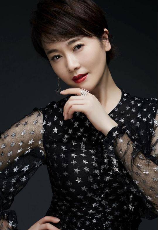 细数专业运动员出身的3位女星,从"冠军"到"影后"的逆袭_牛莉_左小青