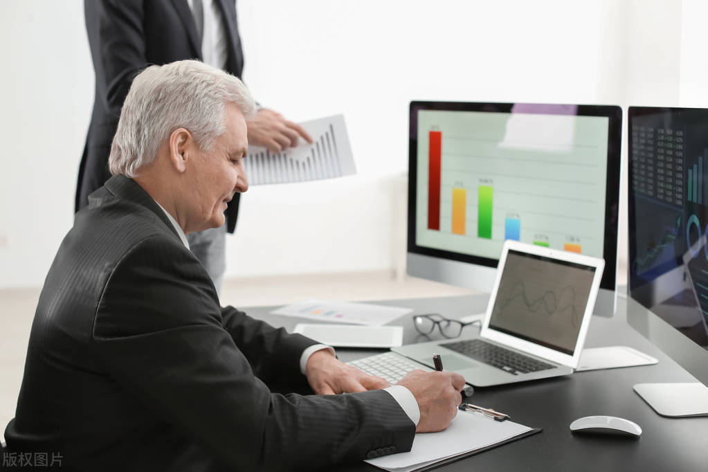 外国人在中国工作时如何有效解决办公室的纠纷