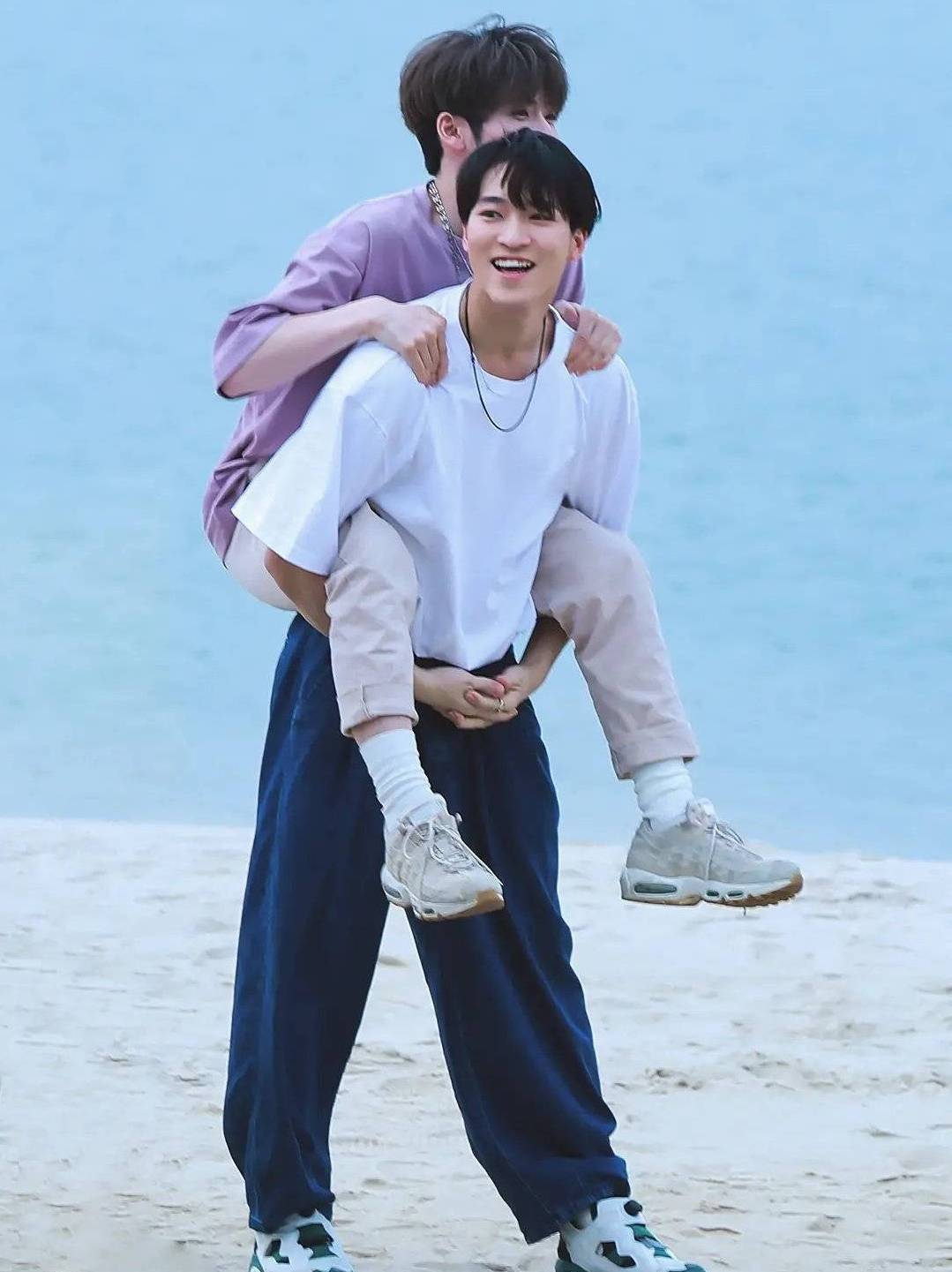 原创3位创4国外学员力丸唱rap赞多公主抱毛晓彤米卡叮咚鞠婧祎