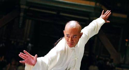 从武术冠军到武术明星,两段婚姻的李连杰怎么样?_少林寺_电影_香港