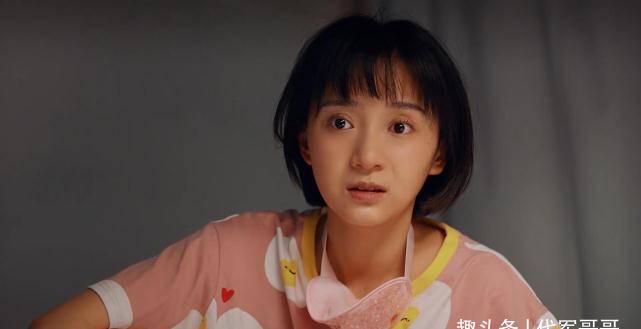 看名字,很多网友以为李鹤男是一位男演员,但她其实是一位美女演员.