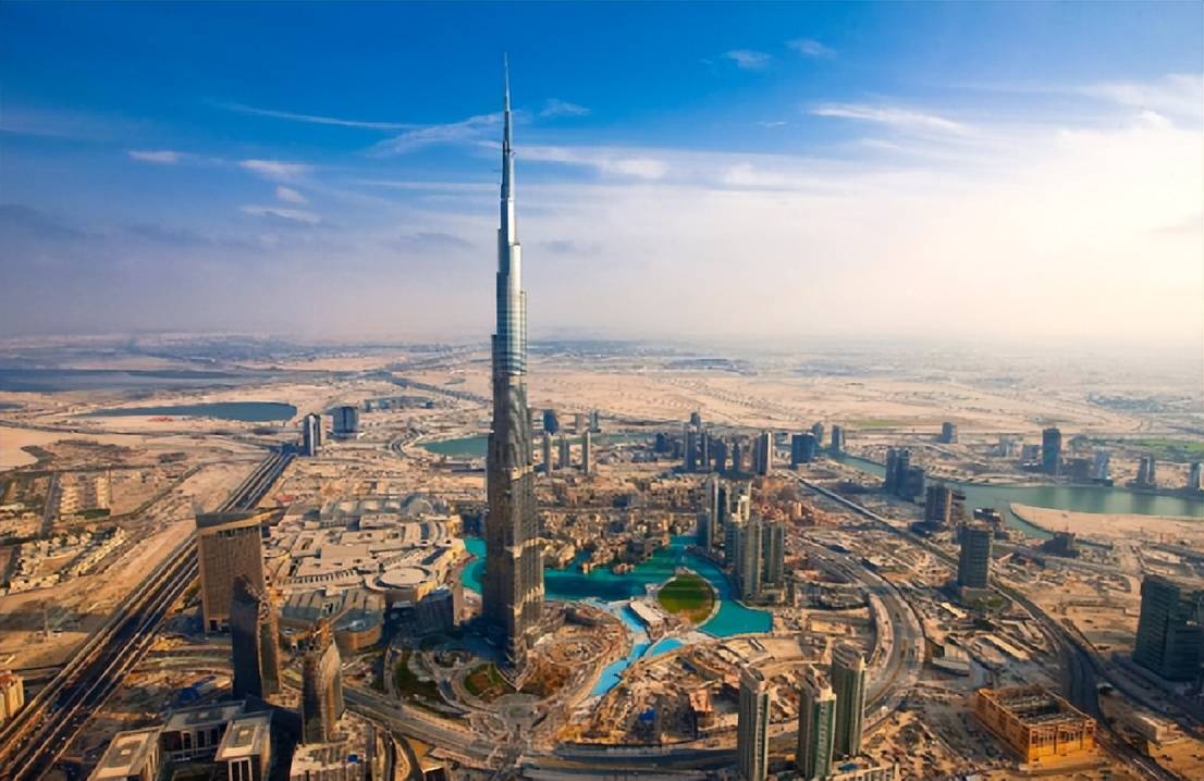 耗资1万亿美元建121公里大楼，沙特阿拉伯要打造自己的“金字塔”