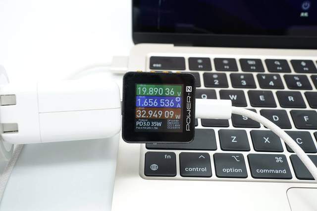 苹果MacBook Air M2开箱评测:附赠新款35W,搭配最新M2_充电器_ 苹果MacBook Air M2开箱评测:附赠新款35W,搭配最新M2_充电器_