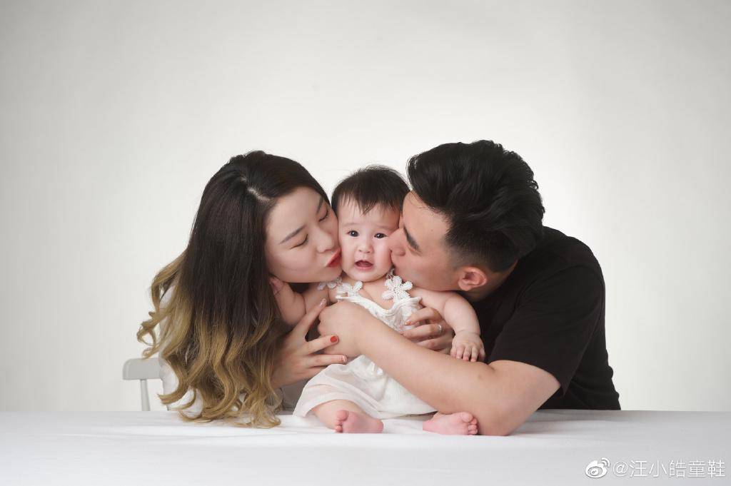 夫妻俩双双变胖惊现"幸福肥",女儿呆萌可爱_汪皓_陈若琳_王鑫