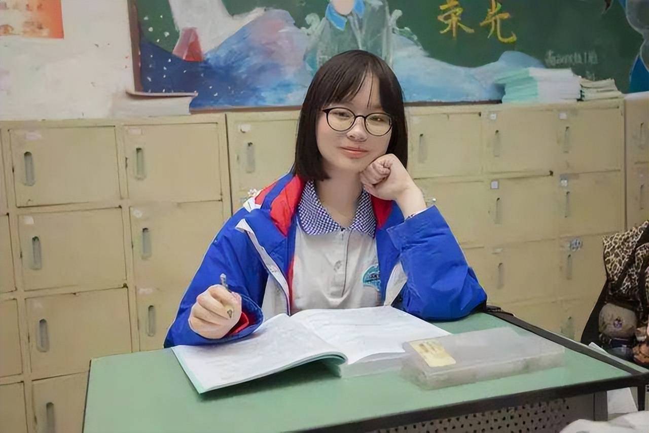 5分考上重点高中,接受不了打击后住院,心理素质引争议_考试_成都七中