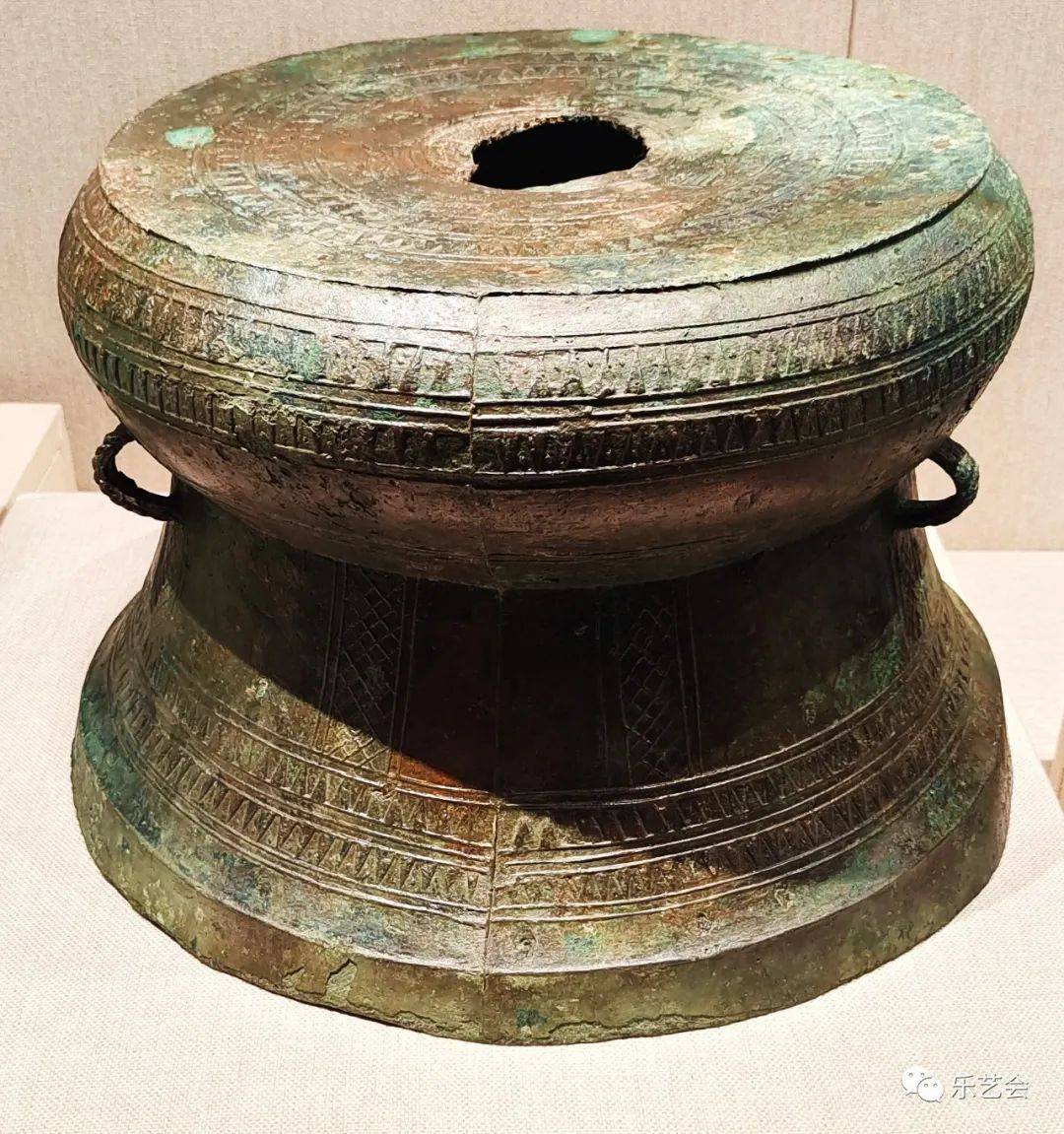 滇式铜鼓:花脚大仙分享《谜踪之国——云南古滇国青铜文化展》之七_王国_展览_石寨山