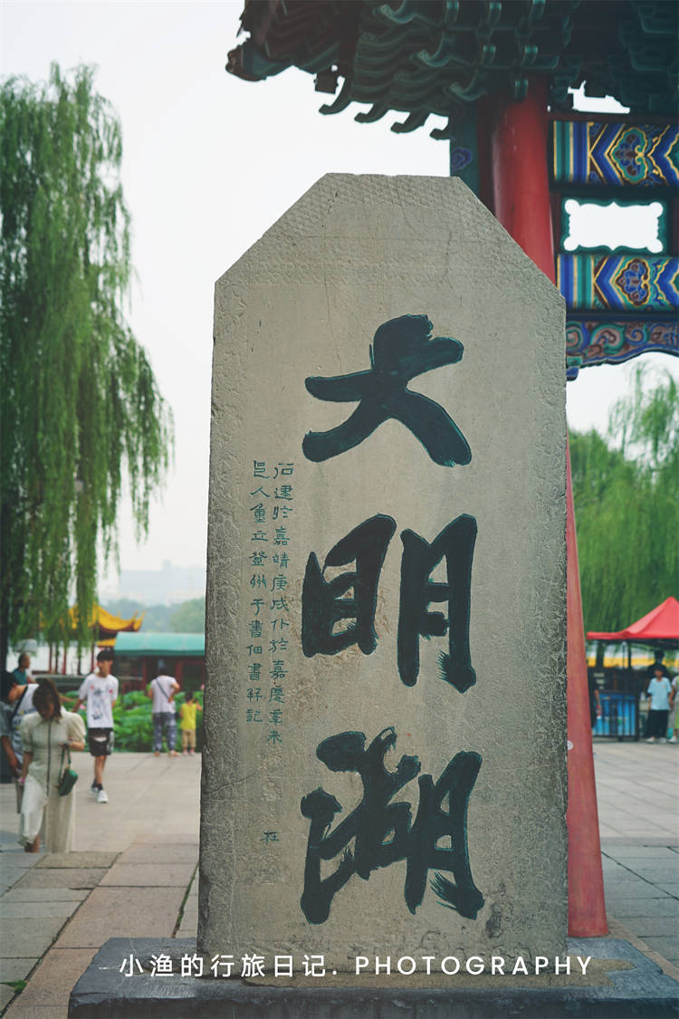 中国罕见天然泉水湖，因一个美女家喻户晓，今是5A景区还免费开放