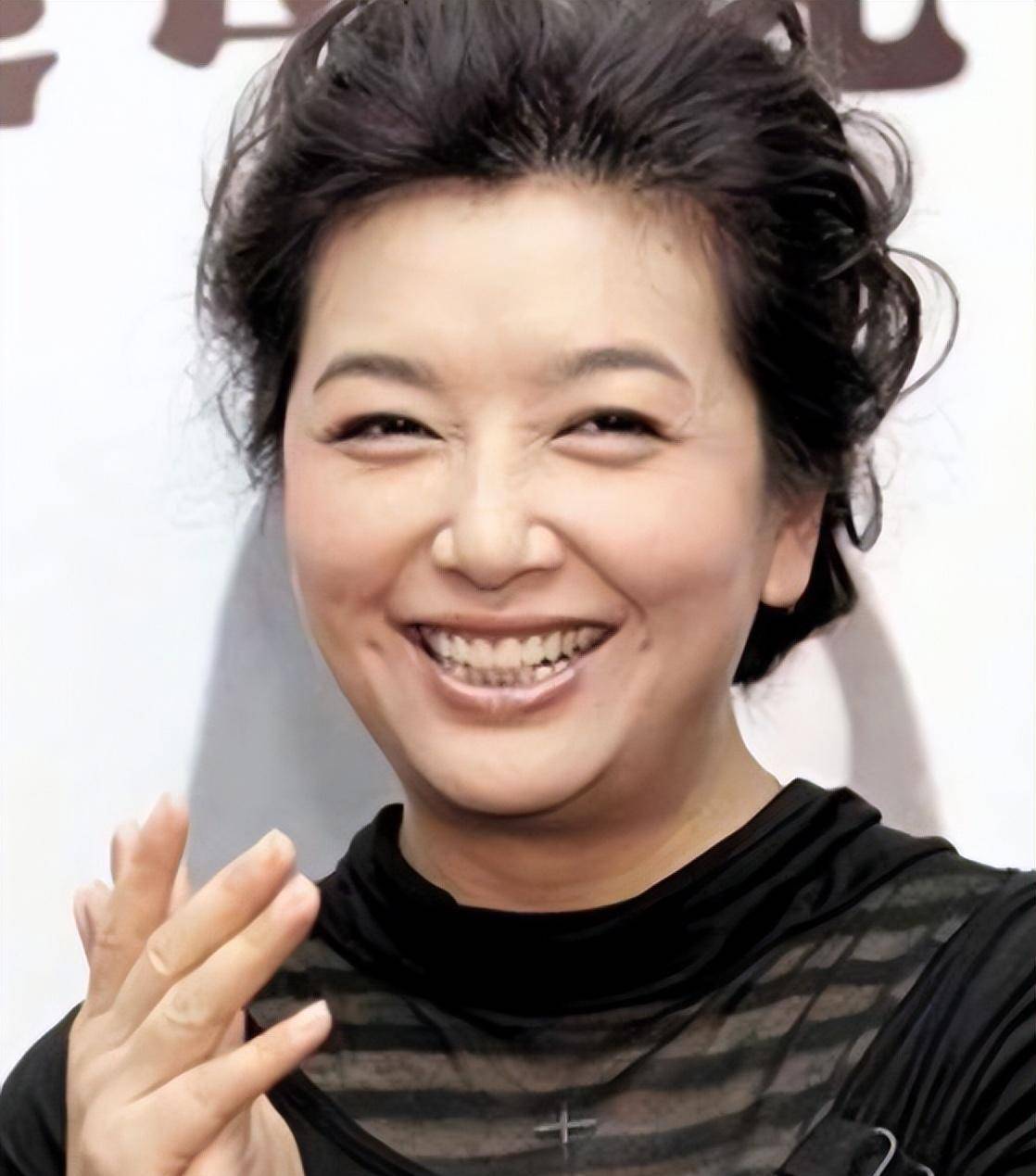 原创女星中年发福认不出年轻时的她们个个是惊为天人的美人