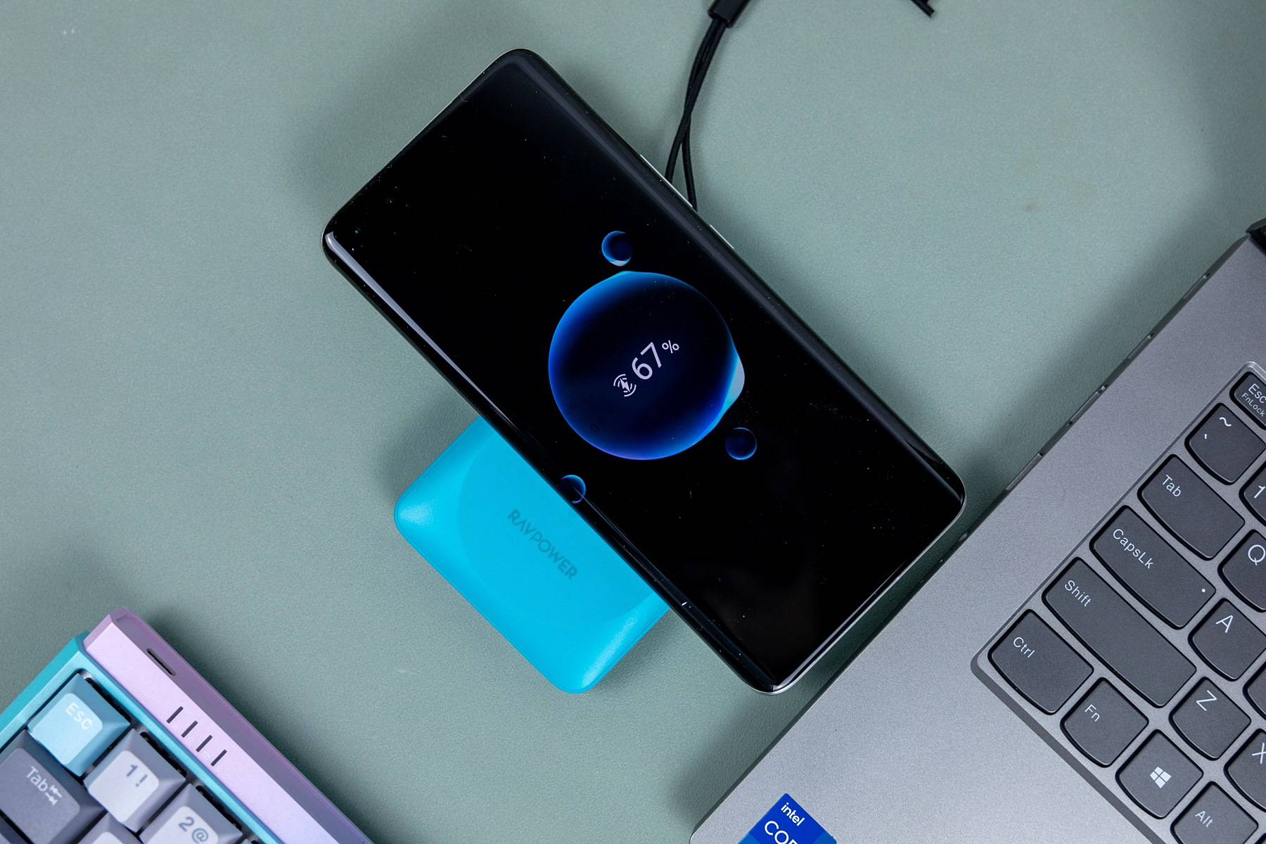 有颜值,大容量,RAVPOWER磁吸无线充电宝评测