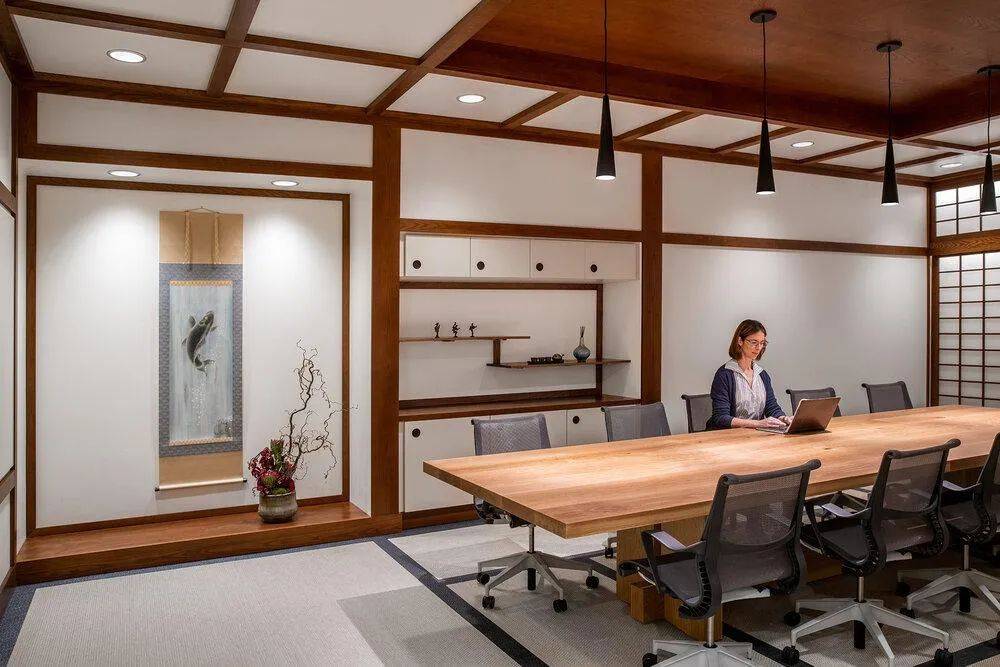 动漫灵感——日系动漫主题办公室设计欣赏