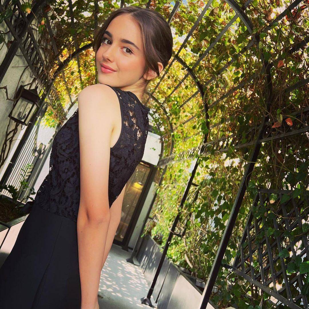 曾跟「小李子对戏」超狂背景遭曝光_电影_茱莉亚·巴特斯_影评