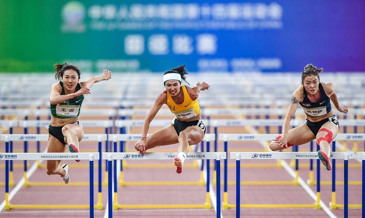 国内体育界前十名的女性,美丽飒爽,颜值与实力并存_跳高_田径_女子