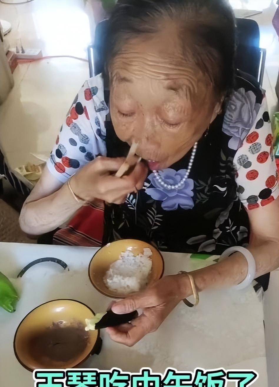 李玉成疑似被新欢抛弃,抱怨电话不接信息不回,马玉琴搭腔却不理_马雨