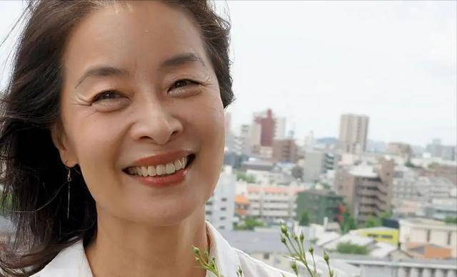 知名女星顾艳:当红时选择留学深造,如今嫁日本老公生一子_生活_角色