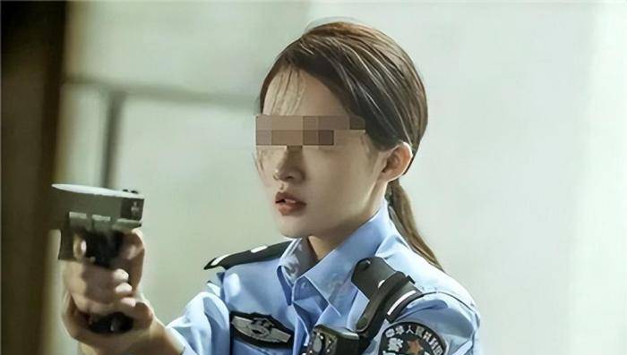 原创案例浙江警花约男友回家做客穿警服给他看不料把他吓得报警