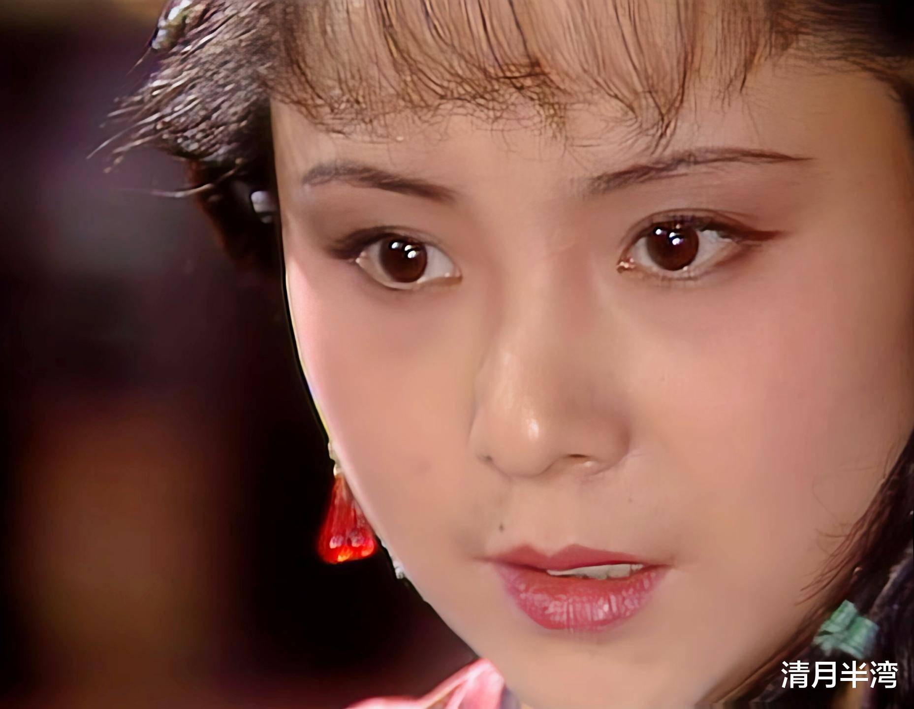 同样是演"晴雯",把安雯和杨幂放在一起看,差距就出来了_红楼梦_对比