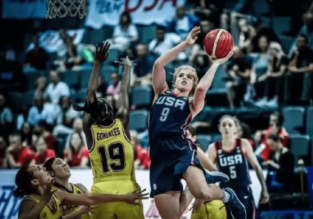 预定未来的女篮巨星！19岁被誉为女版詹姆斯，有望成WNBA状元