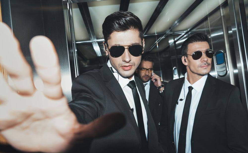 原创明星保镖的筛选与禁忌高大壮汉并非首选高薪职业没想象中风光