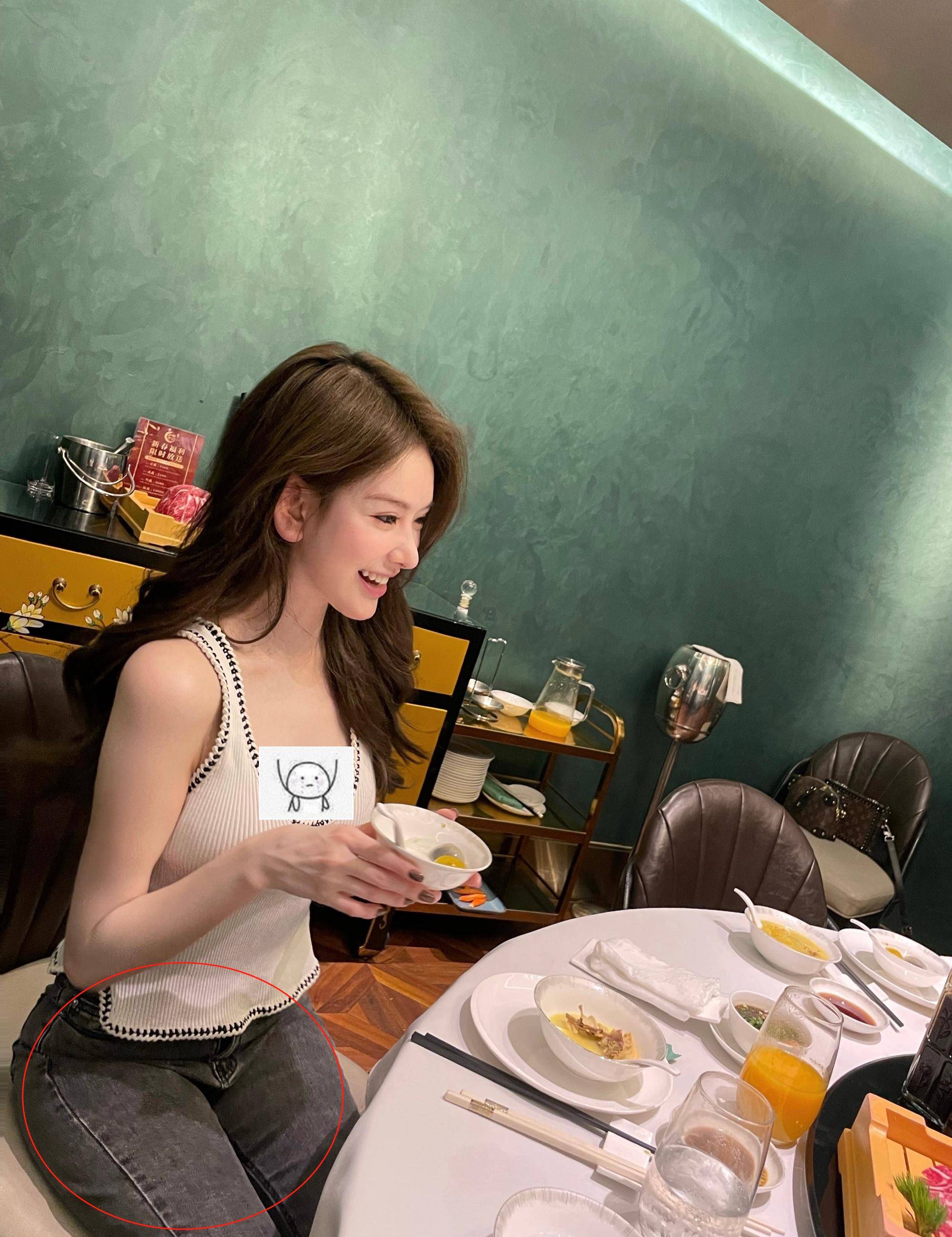 女方为美女网红,曾被香港豪门太子求婚_花珊珊_网友_女子