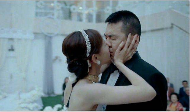 古装戏"小花"李一桐,她真的不适合演都市情感剧吗?_陈建斌_陆毅_剧情