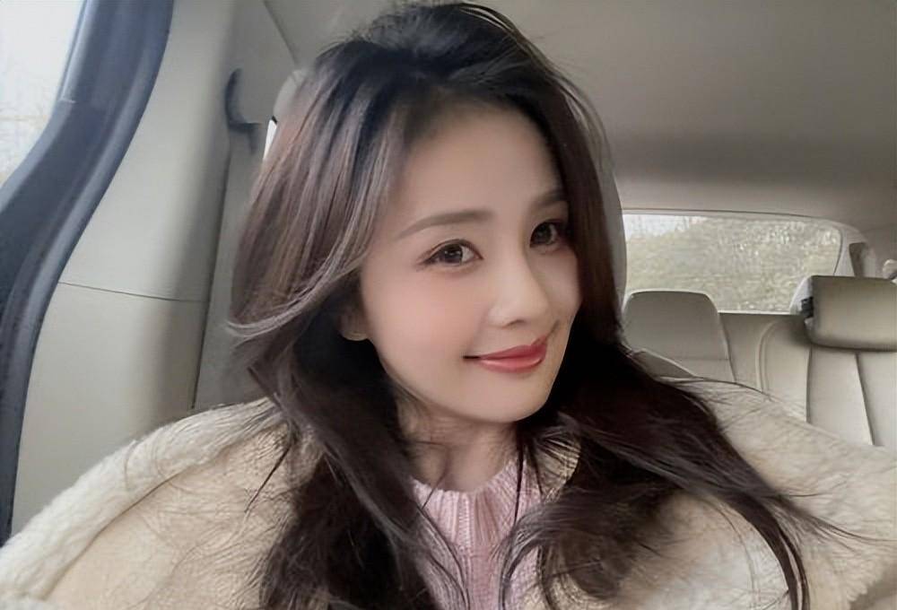 娱乐圈最清纯的3位女明星,第1位是她_赵露思_长相_那赵露