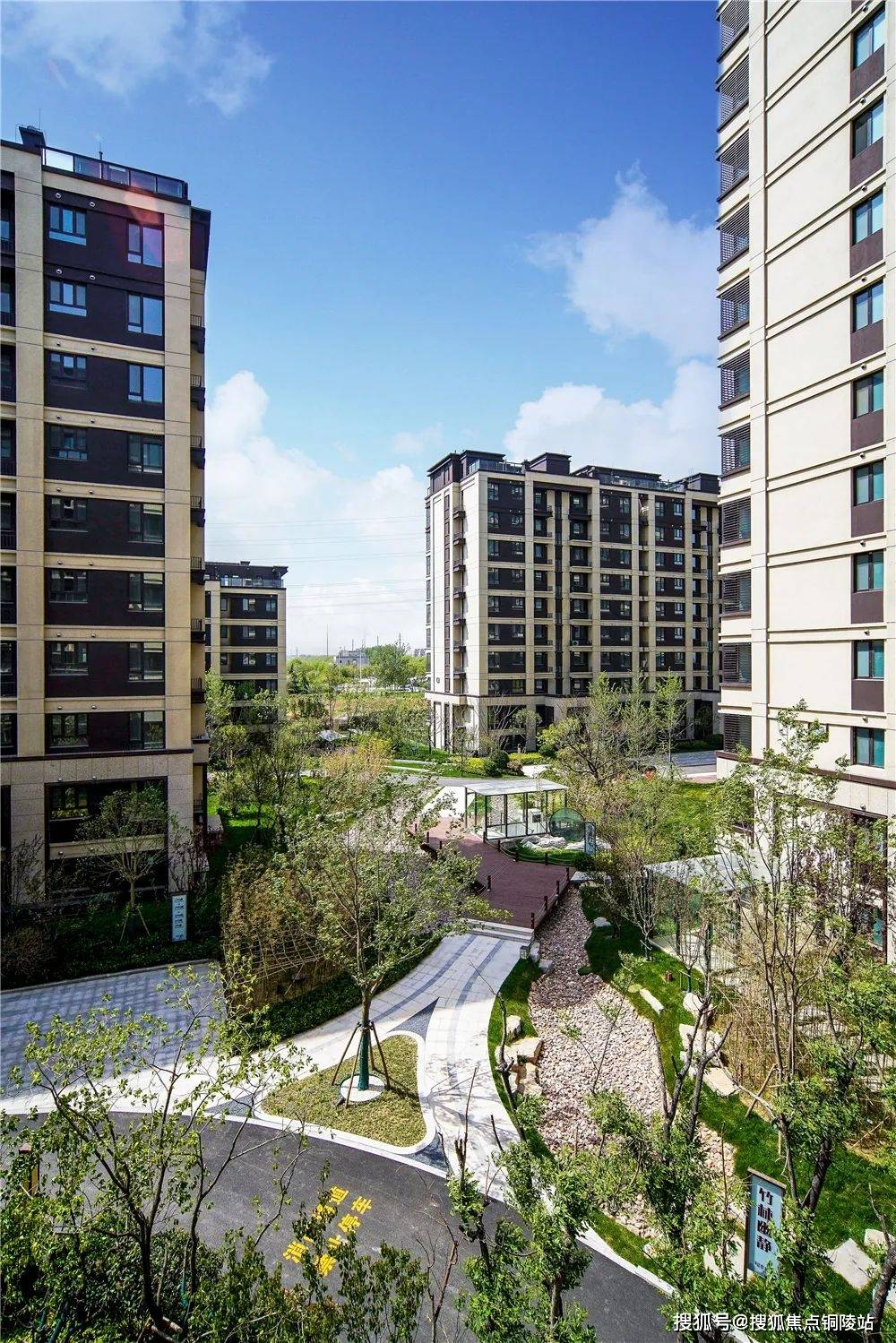 官网济南新城湖畔樾山售楼处电话4008610709转6789售楼中心