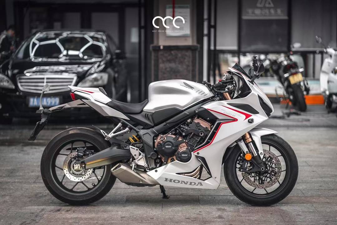 本田cbr650r摩托车漫彩改色膜陶瓷白,非常清雅的白色