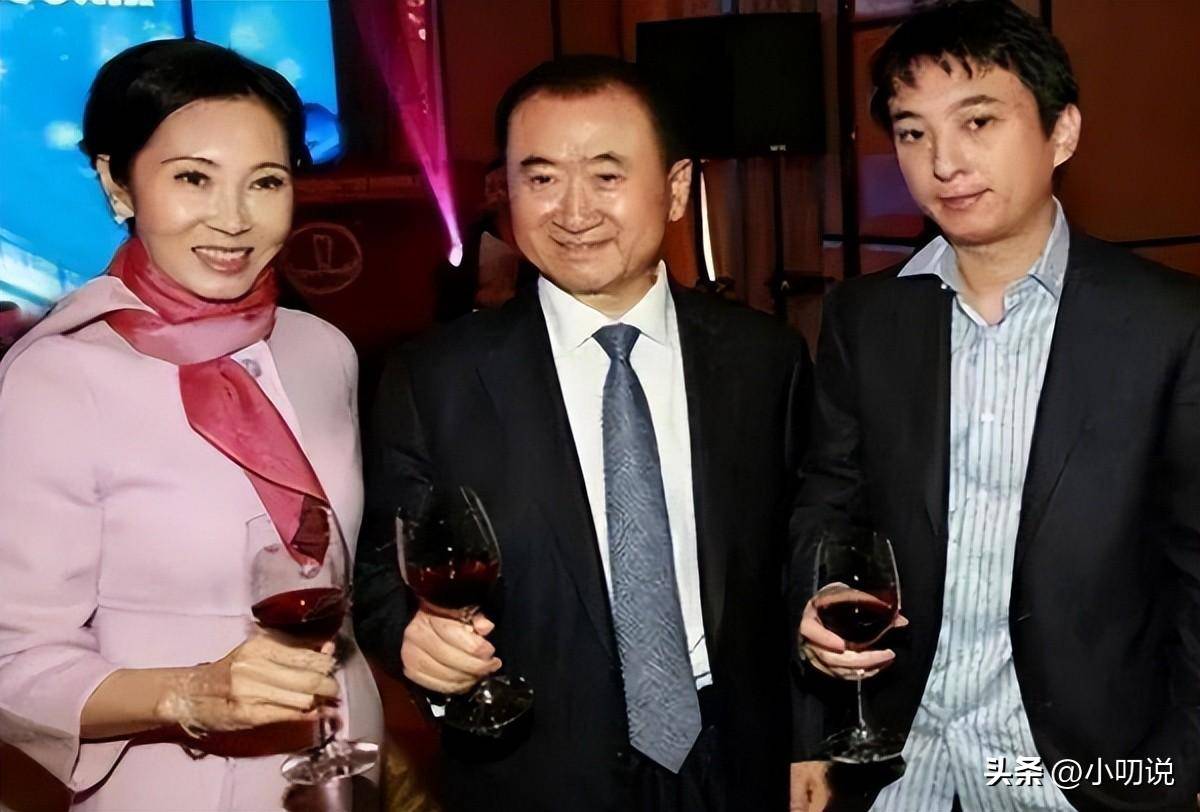 万达老总王健林:尽孝百岁父亲,一生0绯闻,头疼独子王思聪婚事_林宁