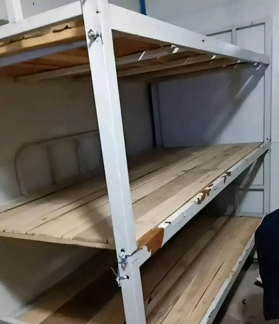 原创全国寒碜大学宿舍排名上学堪比荒野求生看到照片血压飙升