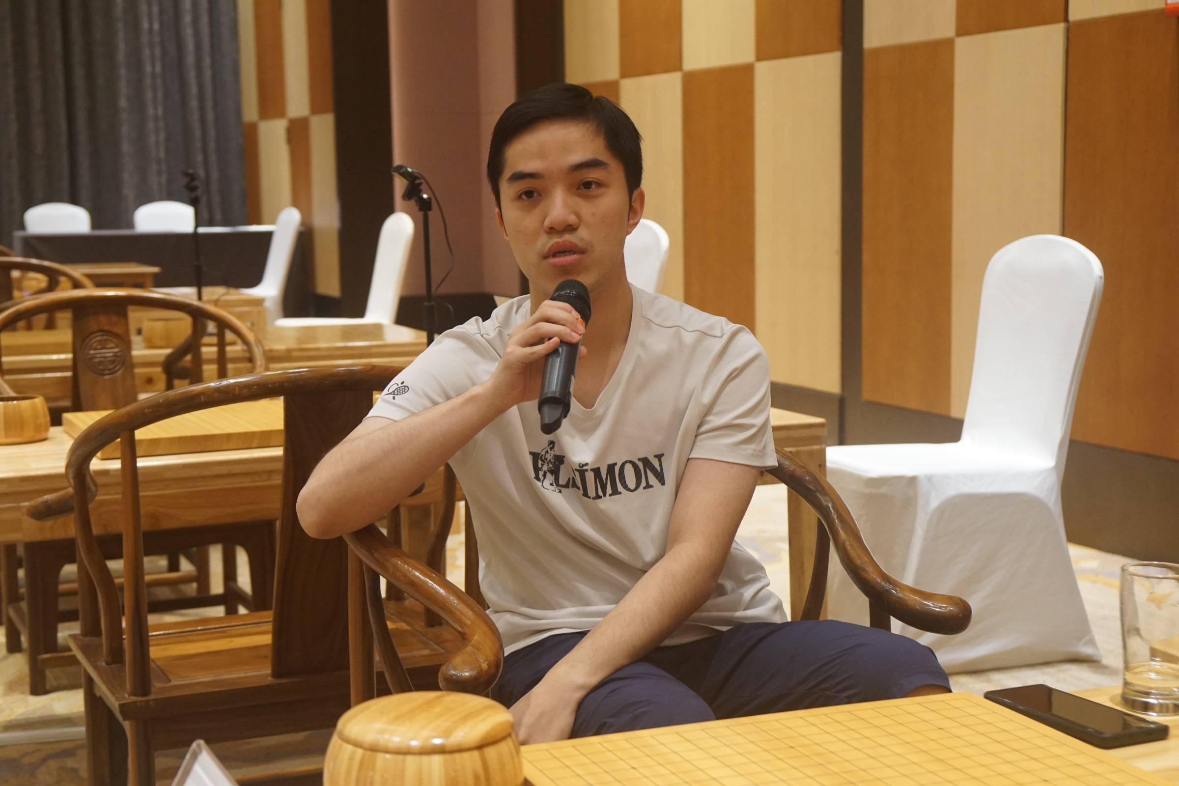 丁浩:柯洁局势判断过于乐观 后半盘没下出最狠的手段_围甲_中国围棋