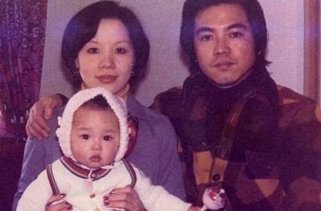 她是台第一名媛,却闪婚平凡人,5年连生3胎仍美貌依旧_关颖_朱志威_豪门