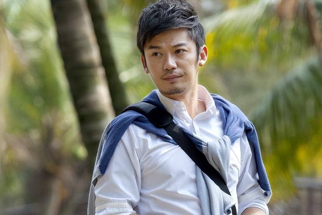 演员芦芳生:演日本军太传神被路人喊"太君",如今43岁婚恋成谜_母亲