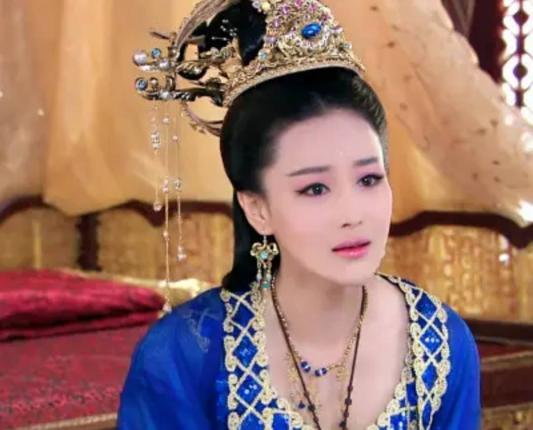 封神:轩辕坟三妖之九头雉鸡精分身之谜_妲己_九尾妖狐_千年