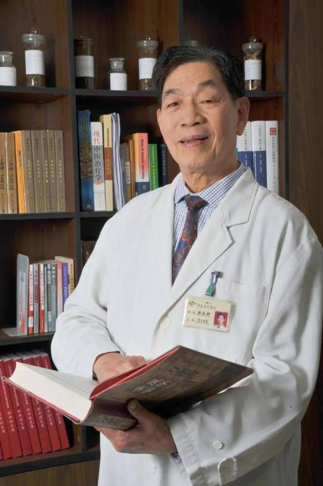 国家非遗"岭南陈氏针法"传人陈全新,独创"飞针"疗法誉满海外_针灸_省