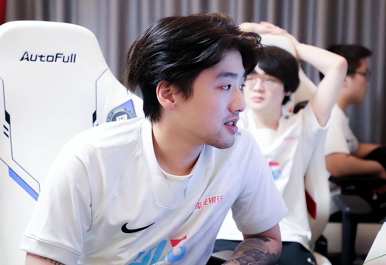 lng对战blg赛前最详细预测,季后赛最悬殊的对局即将到来_比赛_冷少