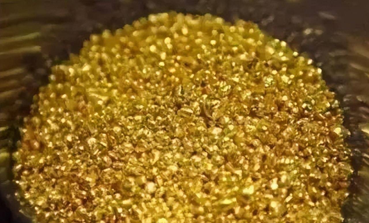 500吨“沙皇的黄金”，在贝加尔湖“沉睡”百年，为何无人打捞？