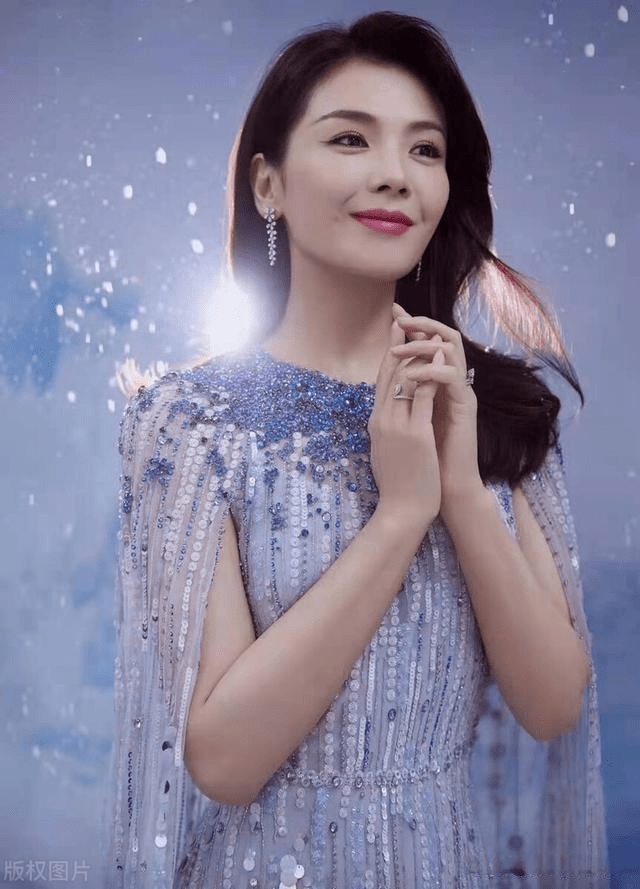 刘涛惟贤惟德,气质依然长相很讨喜,济宁摄影随笔札记撷英_电视_生活