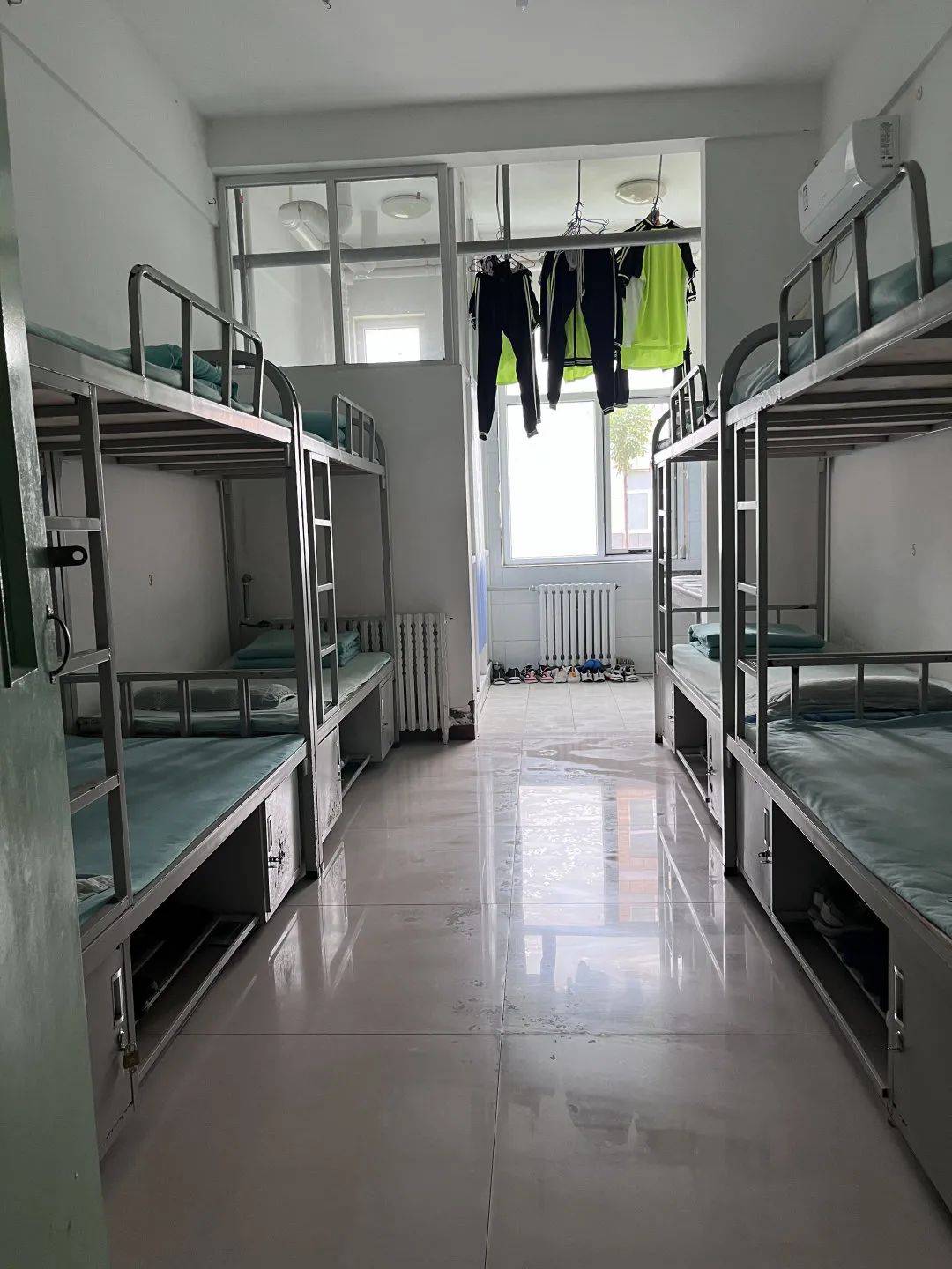 走进武邑宏达实验宿舍环境_生活_保持良好_自律