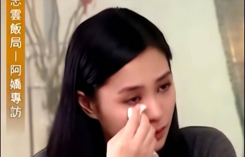 "单身富婆"阿娇:照片门曝光稳赚千万,37岁嫁"老实人"却被羞辱_赖弘_陈