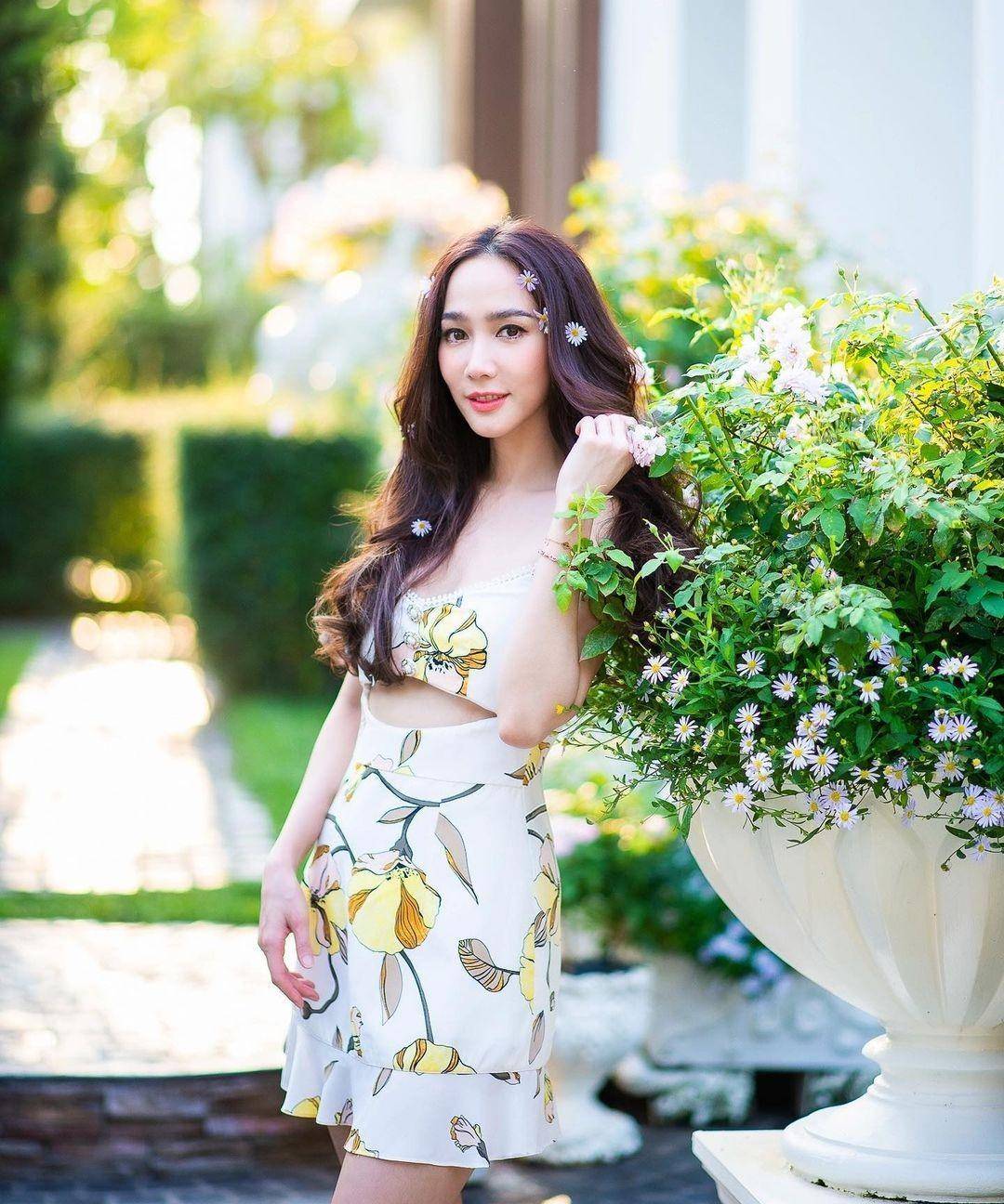 泰星aump被称是大妈,ben代为反击:她是一位漂亮的小姐姐_网友_照片