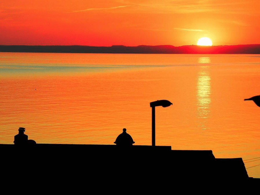英国波特兰岛日落风情美如画卷