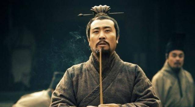 “刘裕”他们是同一个皇族后裔、都是织席贩履之辈，却能成功逆袭开创帝业