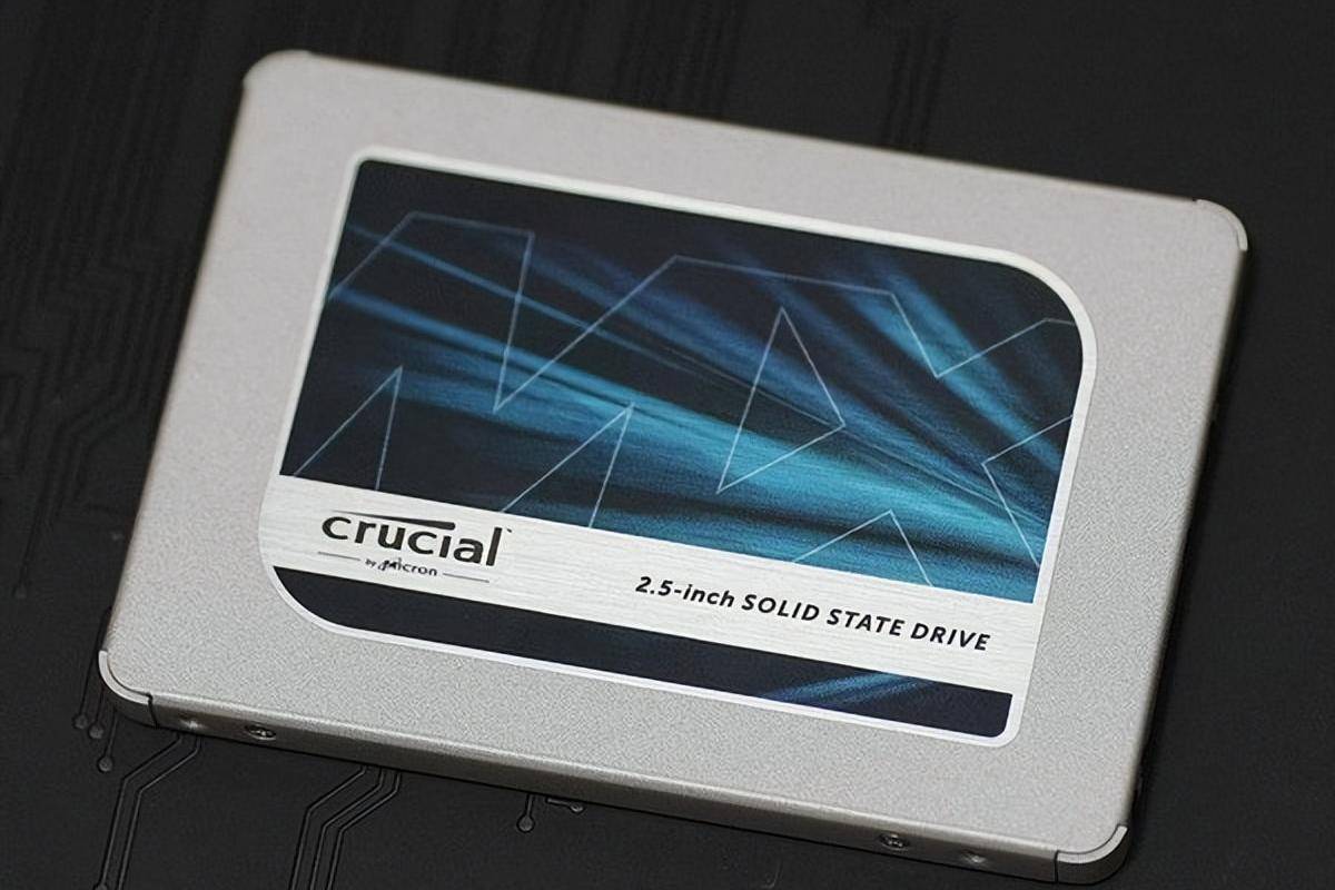 セール！ crucial 2.5インチSSD MX500 4TB 使用少 - 通販 - www