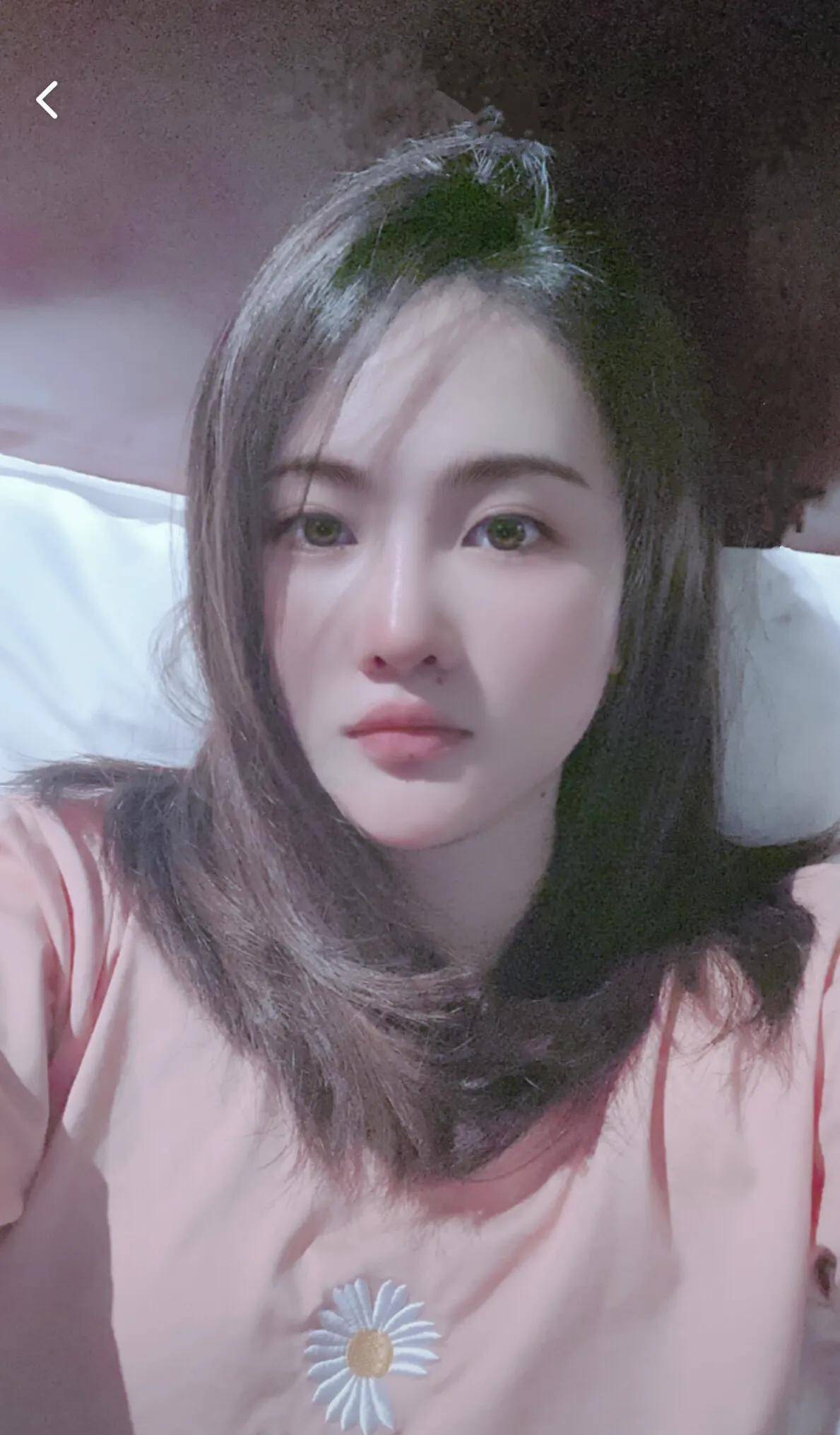 奥运会跳水冠军陈若琳晒出与刘昊然的合照,并发文俏