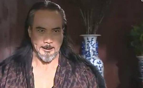 为爱娶小30岁娇妻,声称年龄不是问题的徐少强,如今还是后悔了_美女