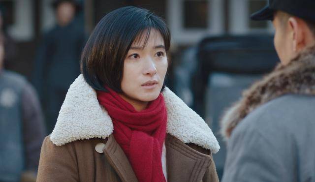 新世界结局:刀美兰领田丹徐天,在金海坟前磕头拜天地,画面感人_铁林