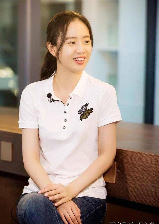 她是90后第一戛纳女神,差点成张嘉译女儿,年近30仍似少女!